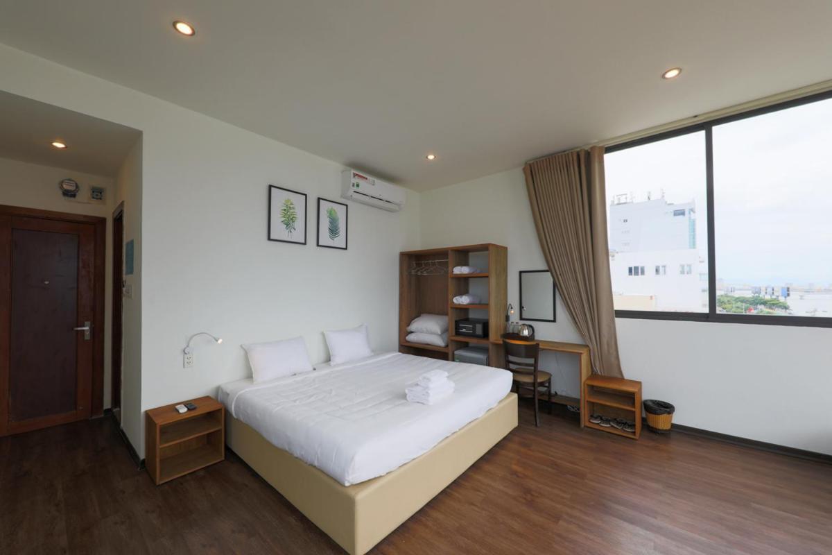 Vitalis Riverside Hotel Da Nang Bagian luar foto