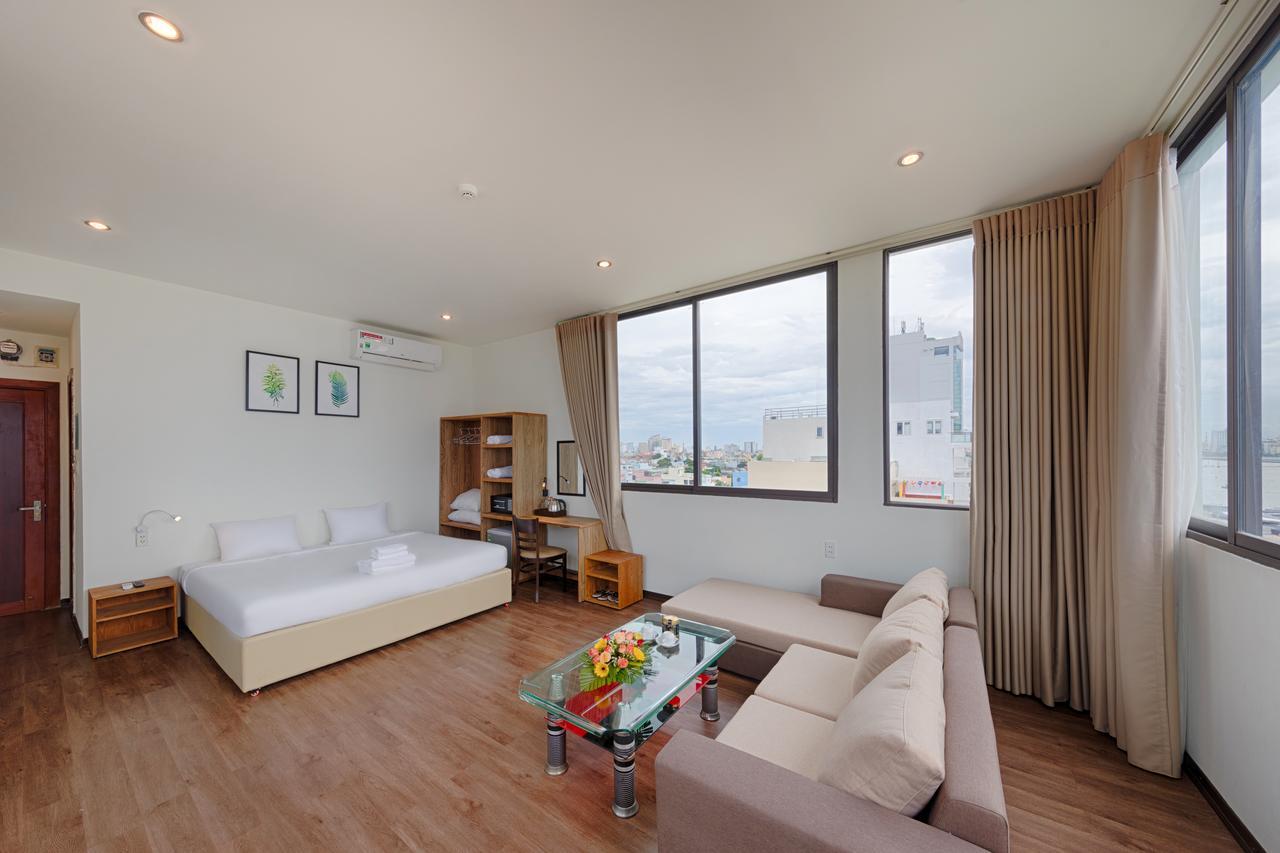 Vitalis Riverside Hotel Da Nang Bagian luar foto