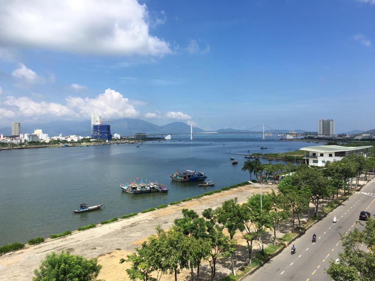 Vitalis Riverside Hotel Da Nang Bagian luar foto